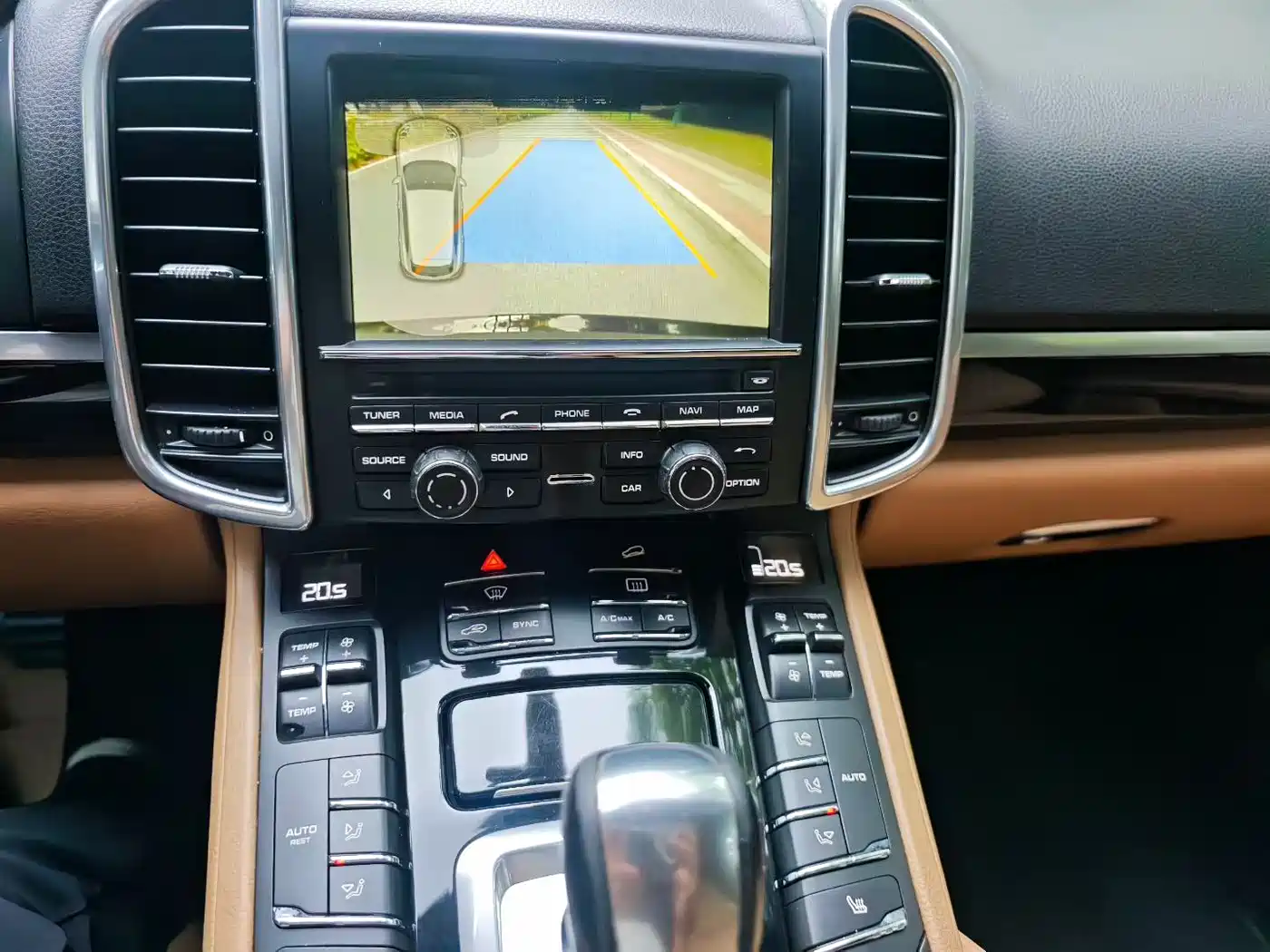 Porsche Cayenne 2015 Cayenne 3.0T фото 9