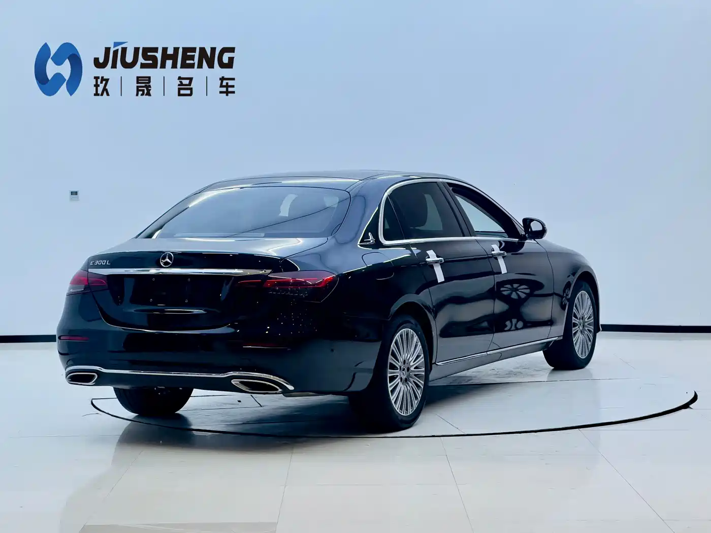 Mercedes-Benz E-Class 2022 Second Facelift E 300 L Luxury фото 6