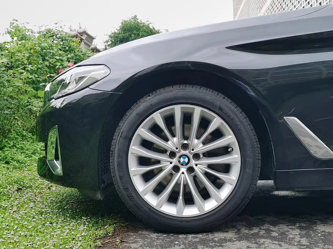 BMW 5 Series 2021 525Li Luxury Package фото 9