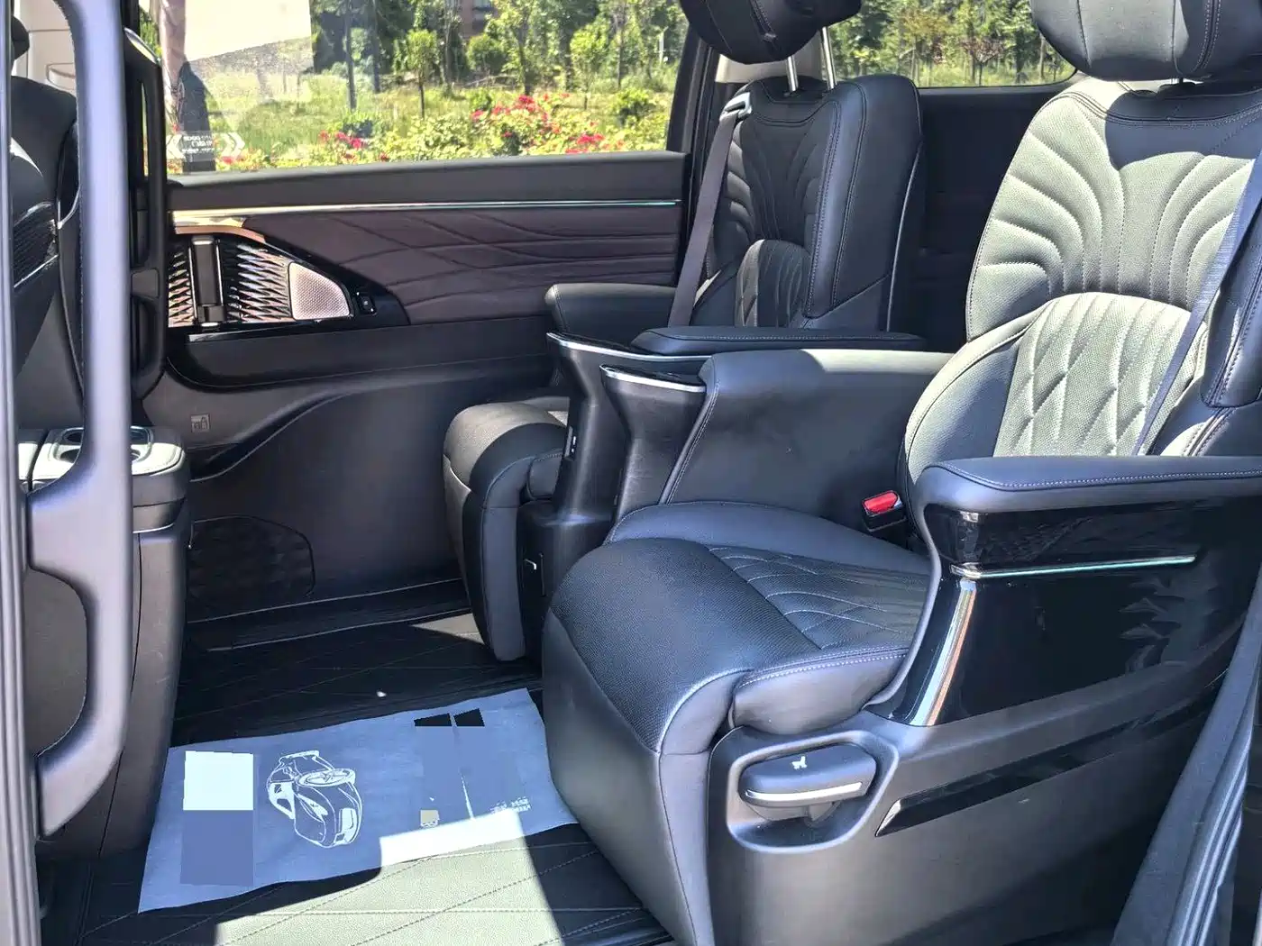 GAC Trumpchi Trumpchi M8 2024 Master Series Super Hybrid фото 6