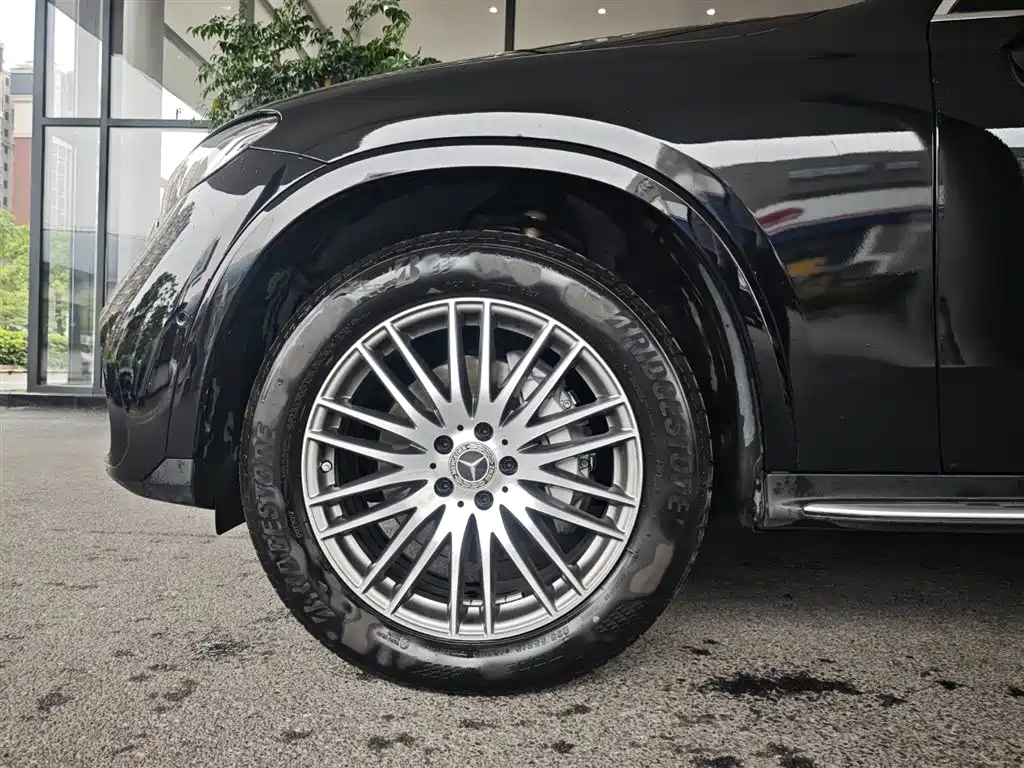 Mercedes-Benz GLC 2025 Facelift GLC 300 L 4MATIC Dynamic 7-seater фото 5
