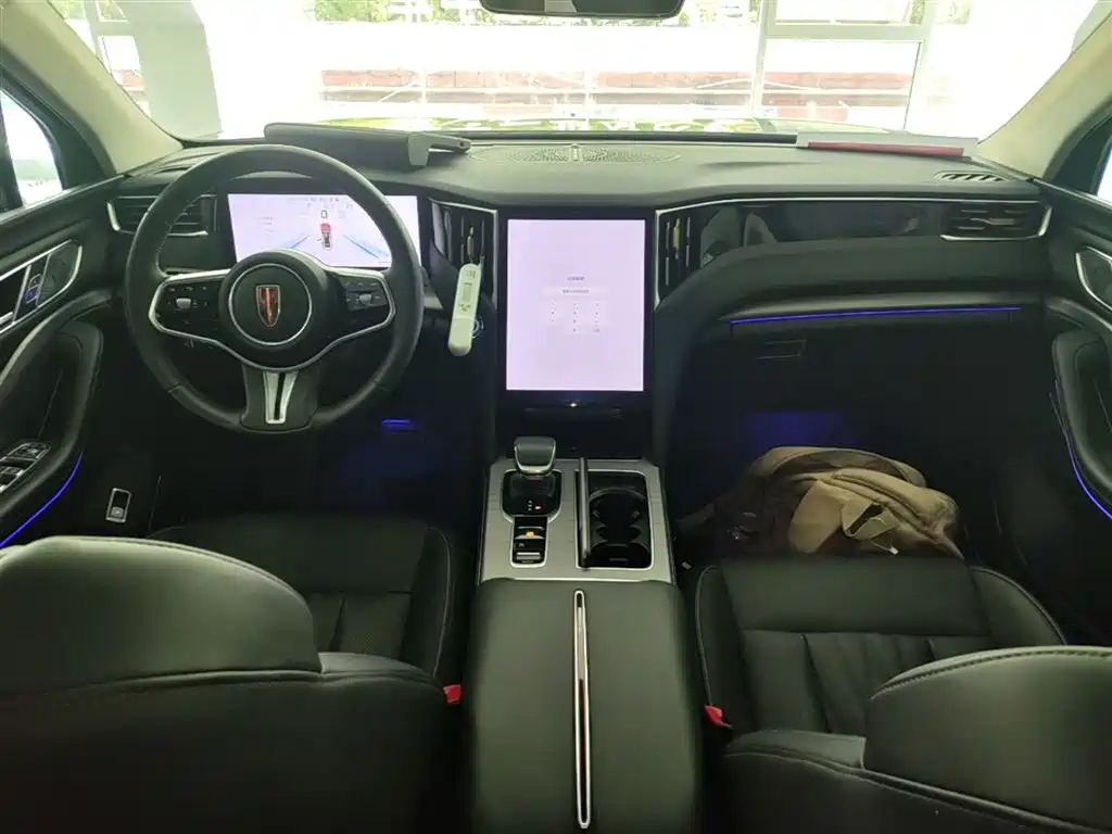 Hongqi HS7 PHEV 2024 2.0T PHEV 4WD Flagship Edition 6-seater фото 10