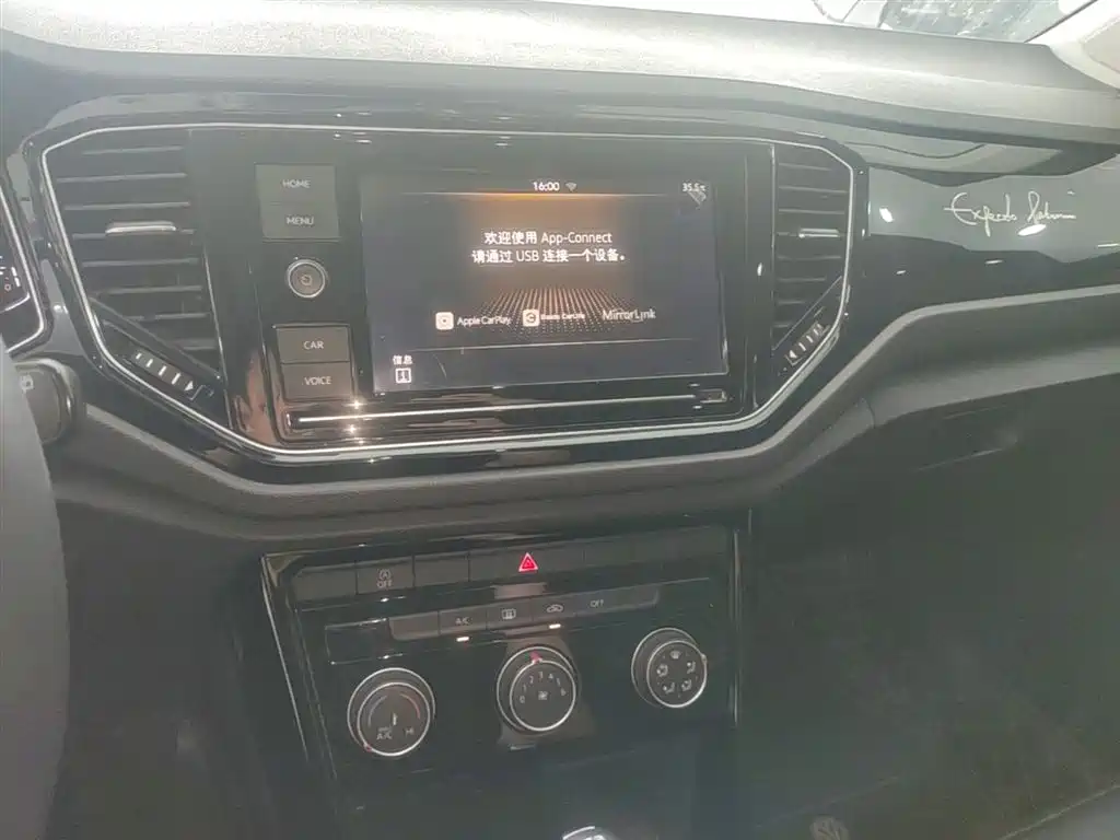 Volkswagen T-ROC 2020 280TSI DSG 2WD Comfort фото 13