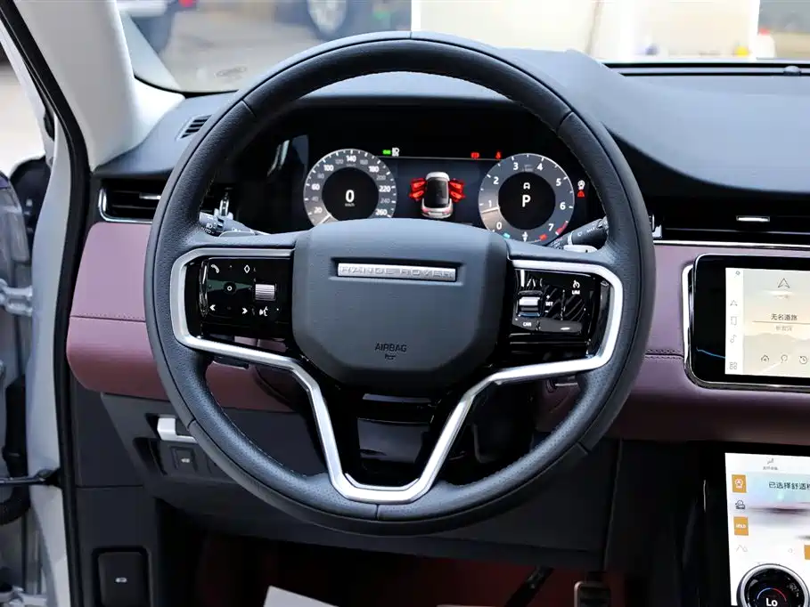 Land Rover Range Rover Evoque 2023 Range Rover Evoque L 249PS Luxury Edition фото 23
