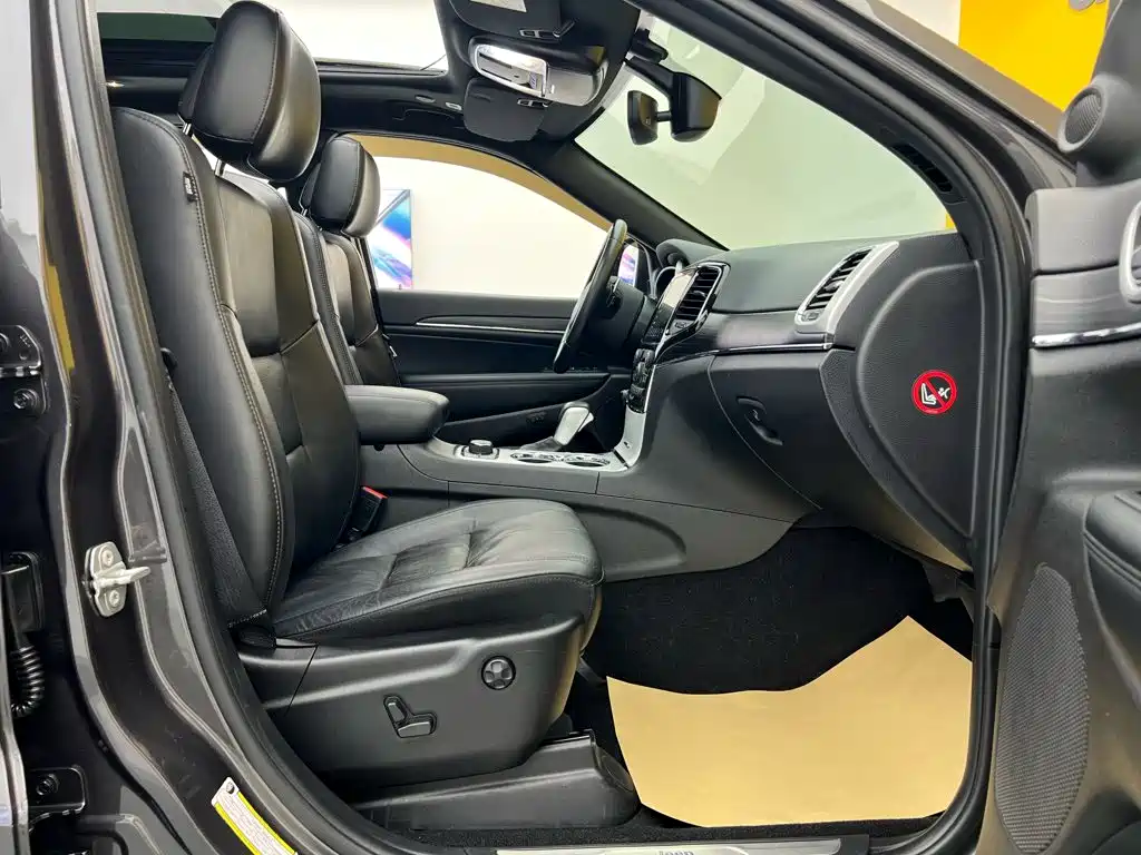 Jeep Grand Cherokee (Import) 2022 2020 3.0L Elite Navigation Edition