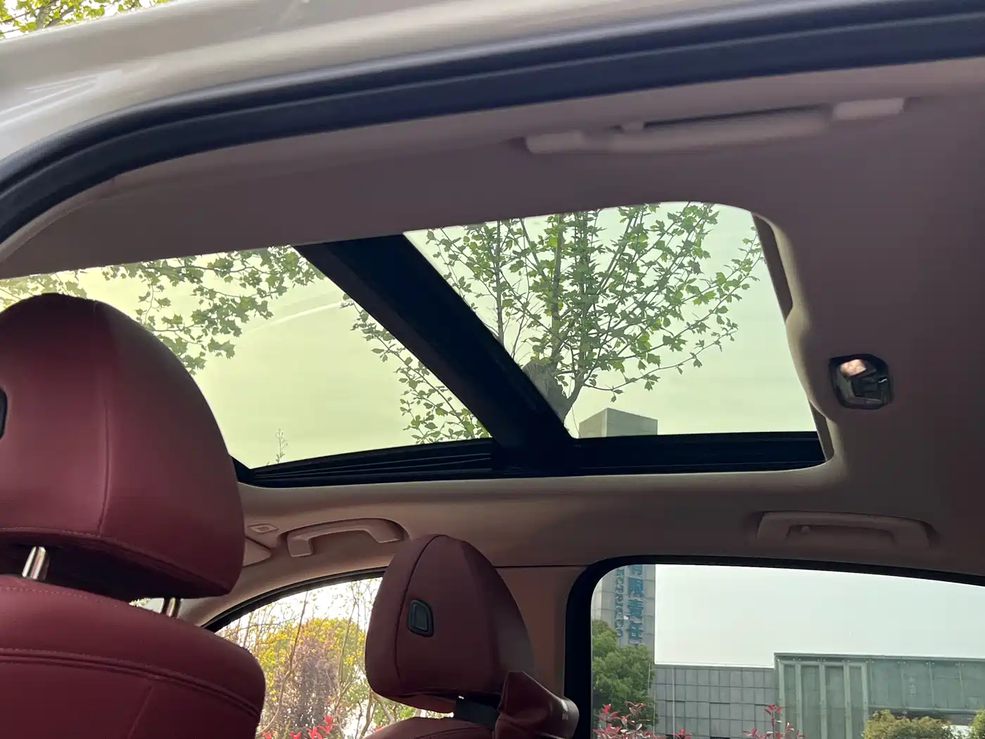 BMW 3 Series 2023 325Li M Sport Package фото 15