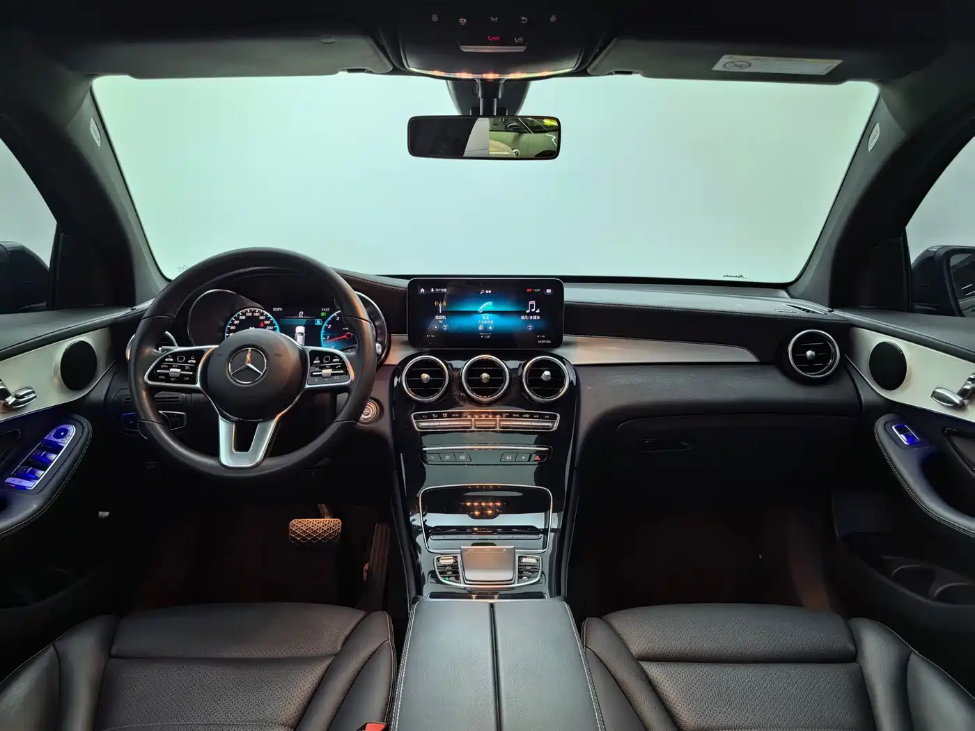 Mercedes-Benz GLC Coupe 2020 2020 GLC 260 4MATIC Coupe SUV