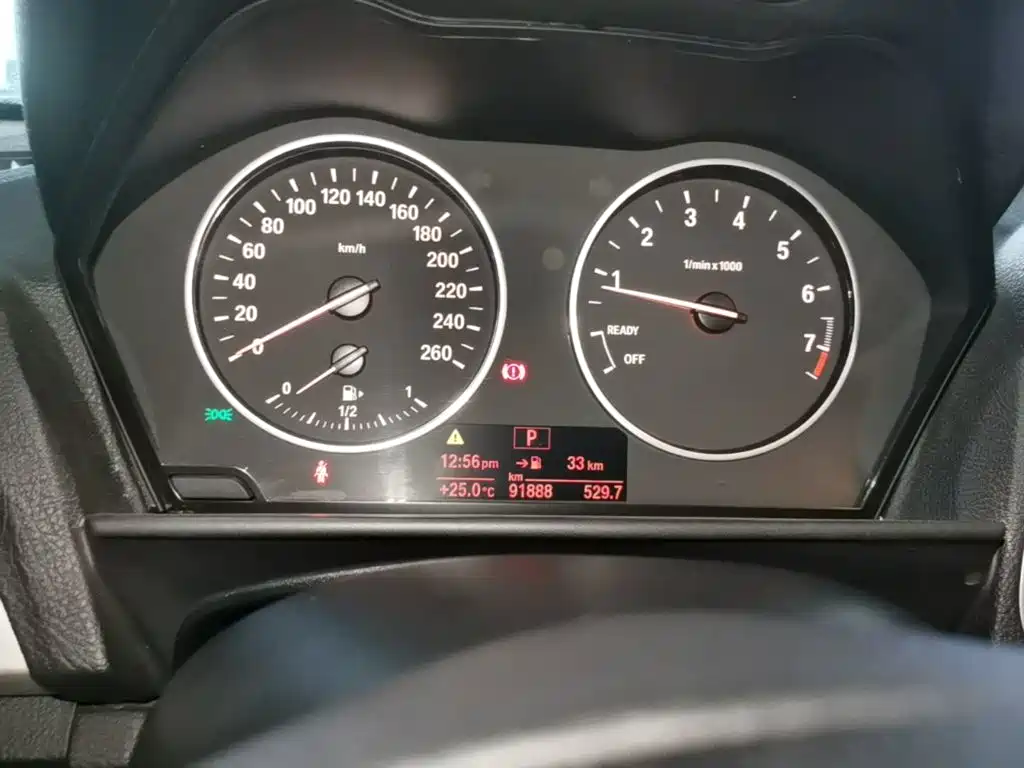 BMW 2 Series (Import) 2016 2014 220i Leading