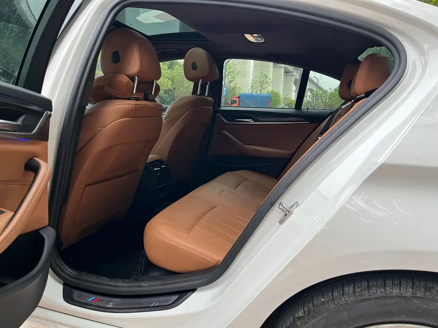 BMW 5 Series (Import) 2021 525i M Sport Package фото 5