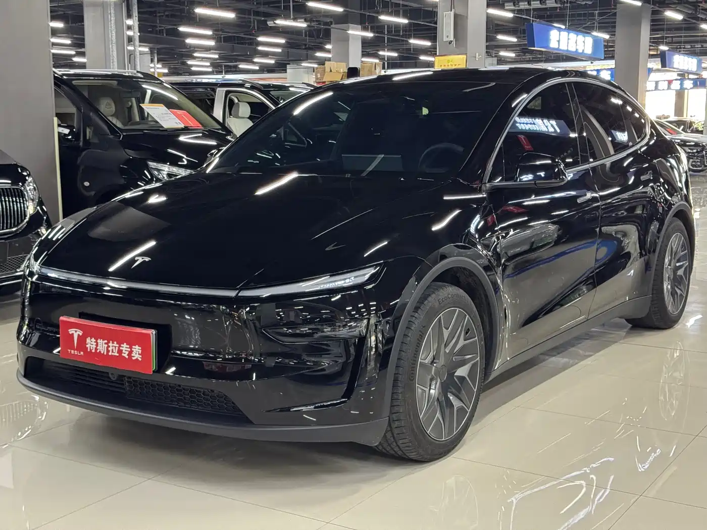  Tesla Model Y L 2025 Facelift Long Range AWD