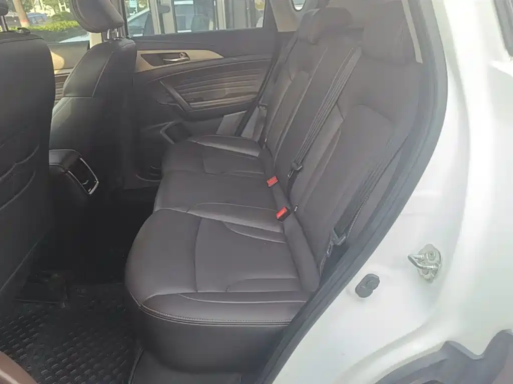 Changan CS35 PLUS 2019 2018 1.6L Automatic Smooth Connect China V