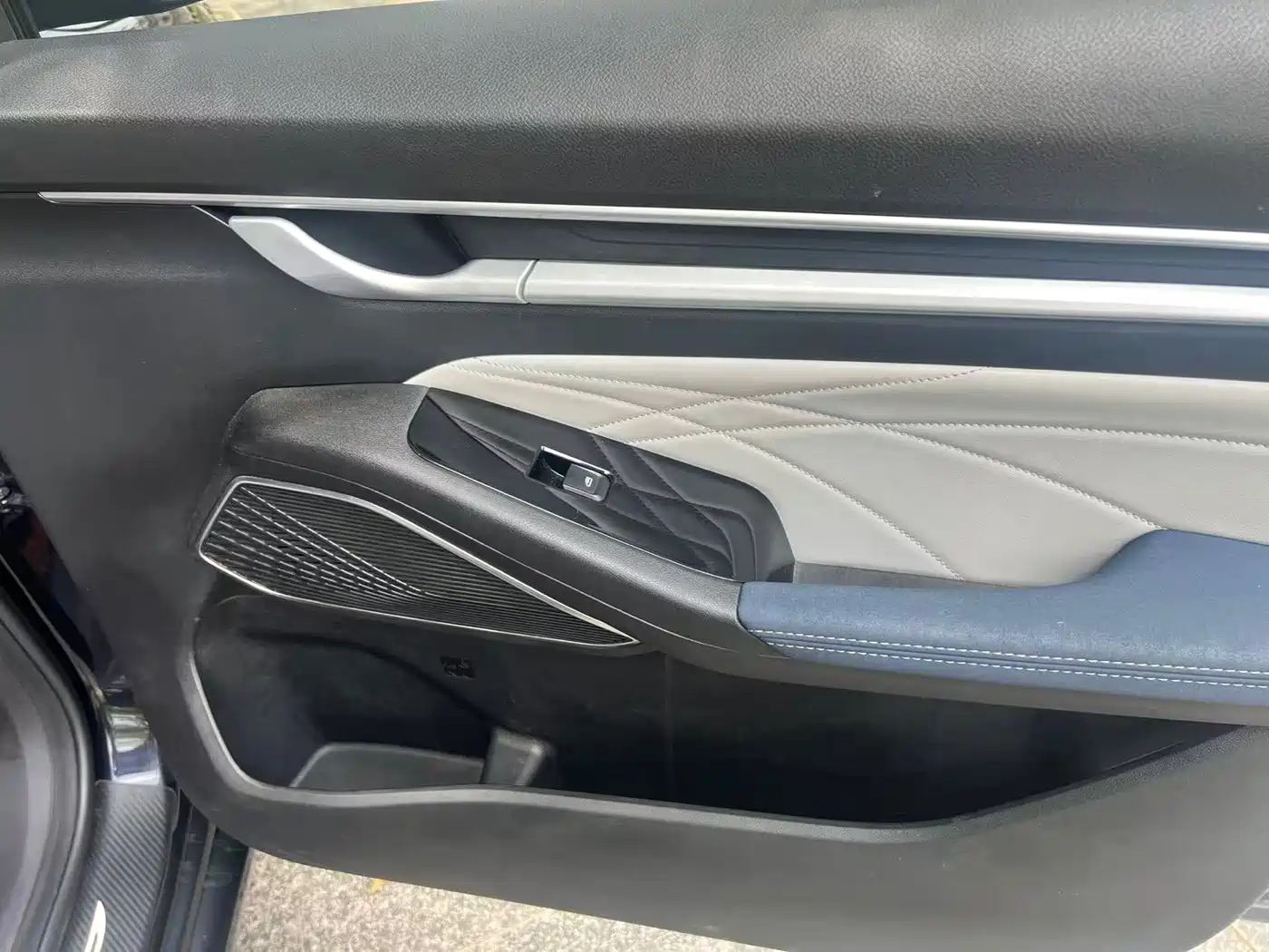 Geely Emgrand L 2022 2022 1.4T CVT Flagship