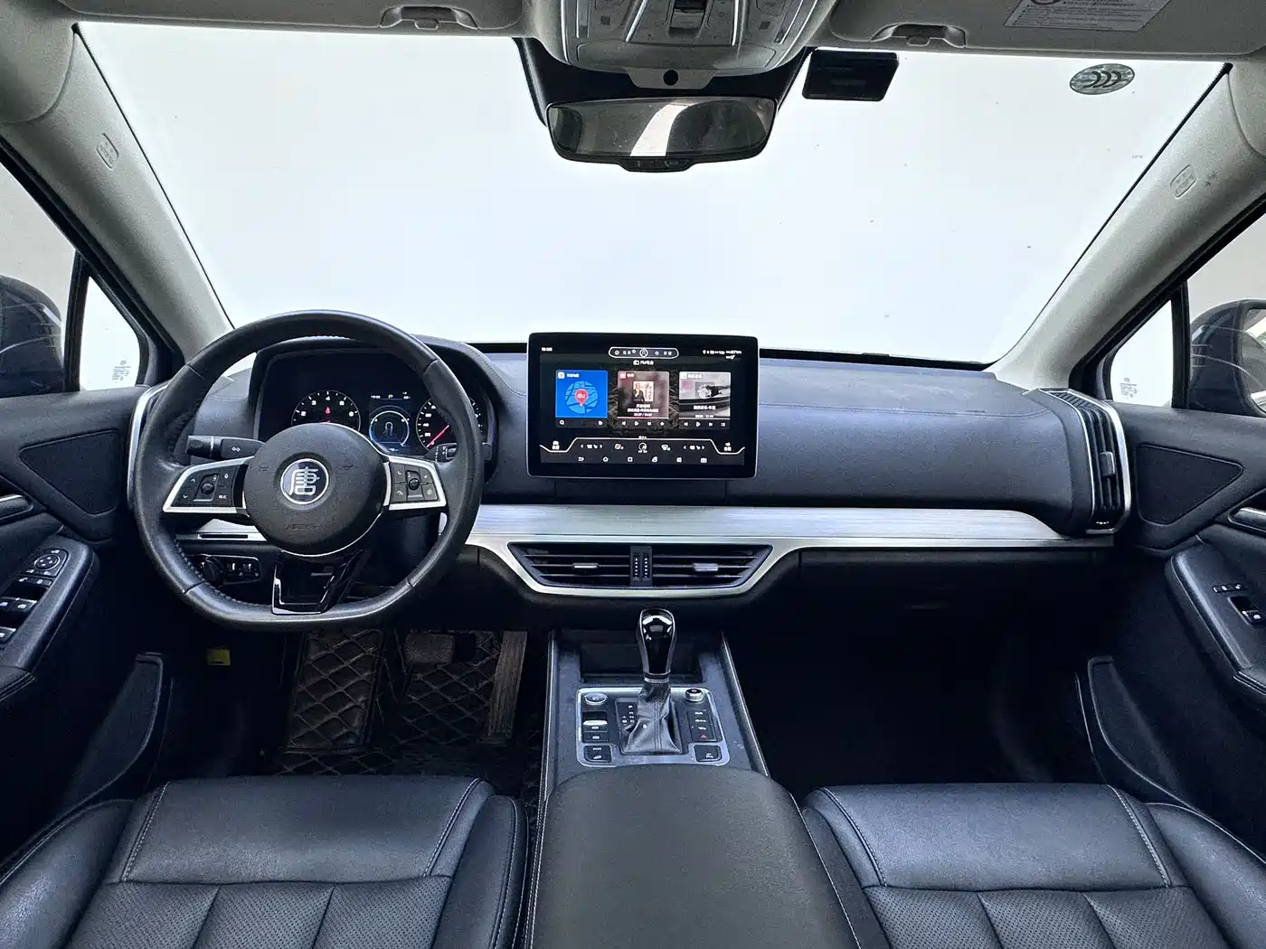 BYD Tang 2018 2.0T Automatic Smart Connection Noble Edition 7-Seater China V фото 12