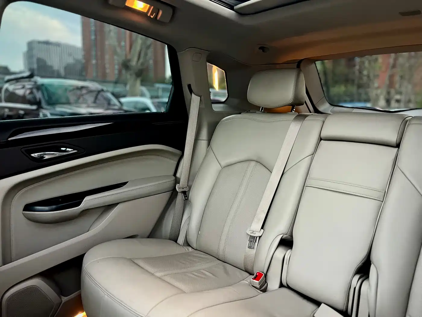 Cadillac SRX 2014 3.0L Elite Model фото 31