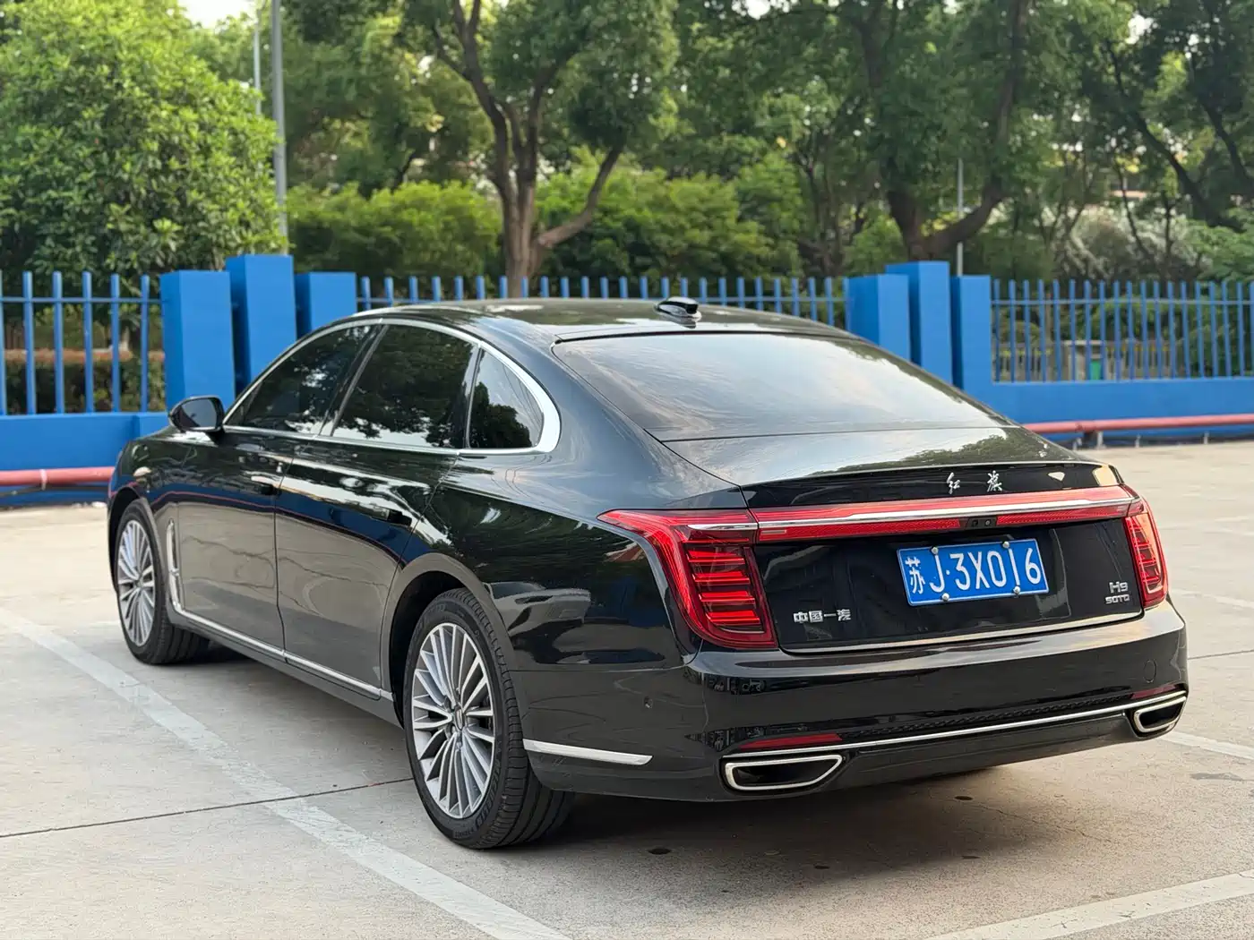 Hongqi H9 2020 3.0T Smart Connection Qi Chang Edition фото 18