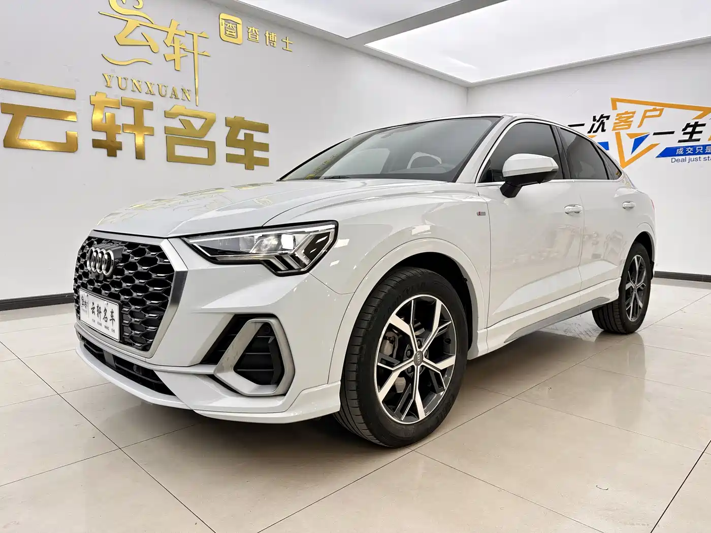 Audi Q3 Sportback 2020 40 TFSI Fashion фото 3
