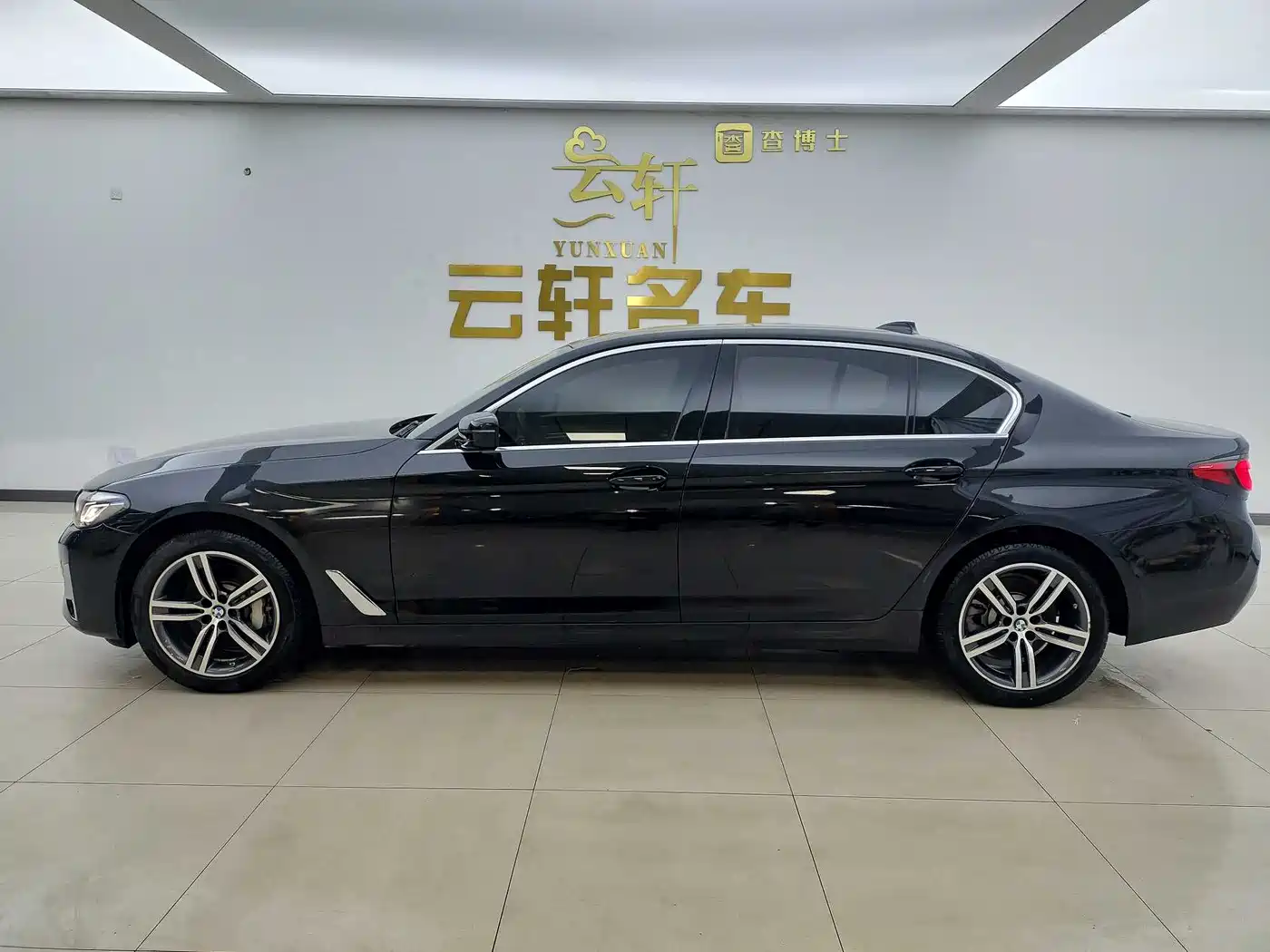 BMW 5 Series 2022 Model Second Facelift 530Li Leading Luxury Package фото 15