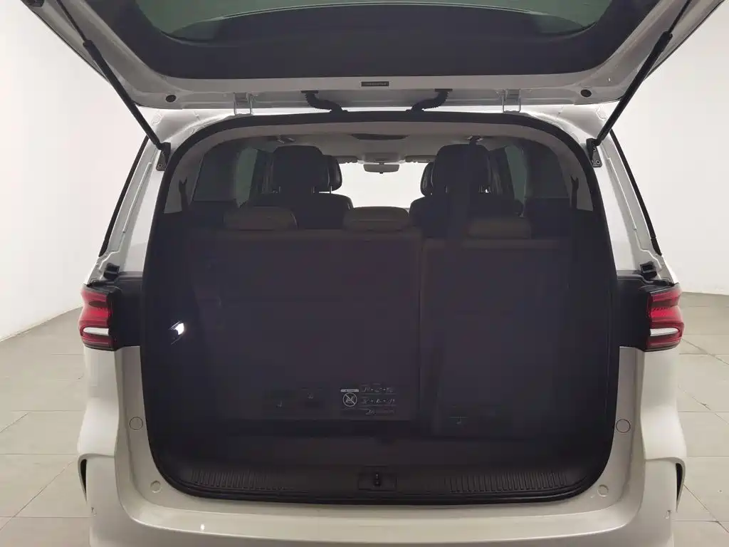 Roewe iMAX8 2024 2023 400TGI Comfort Edition