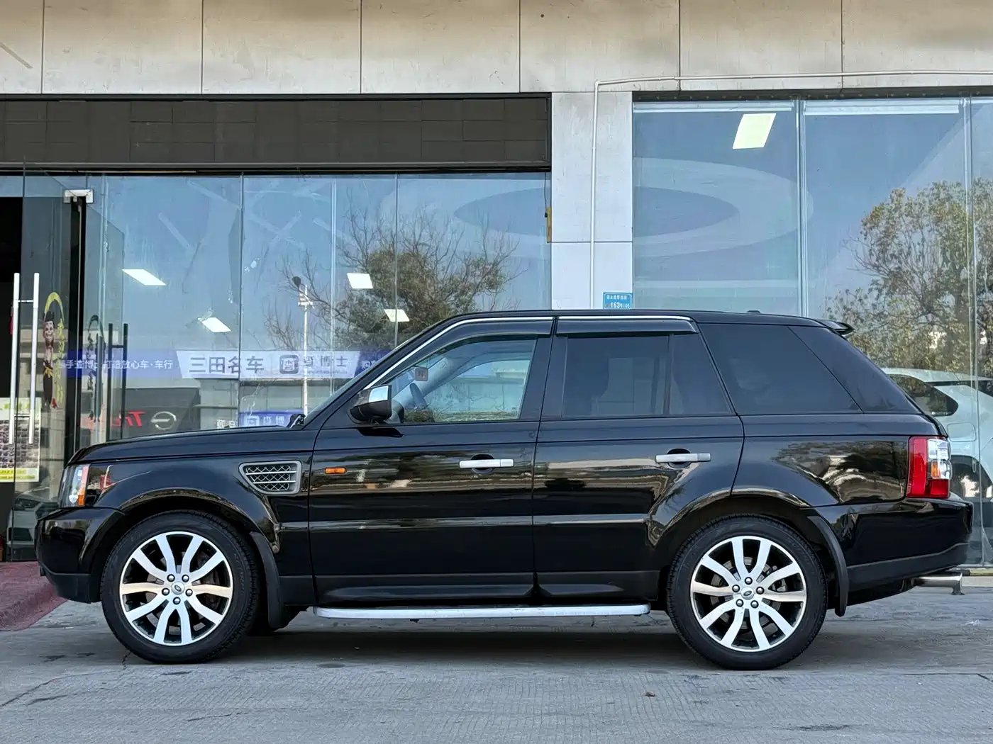 Land Rover Range Rover Sport 2006 Sport Edition V8 4.2 SC фото 14