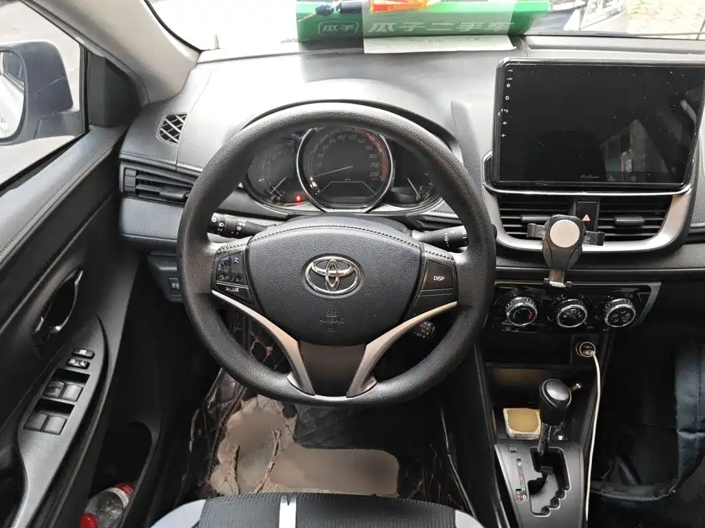 Toyota Yaris, миниатюра 3