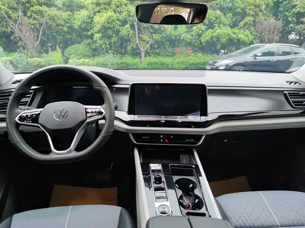 Volkswagen Teramont 2023 380TSI AWD Luxury Edition фото 8