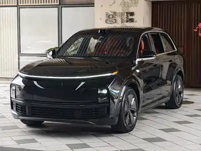 Li Auto L8