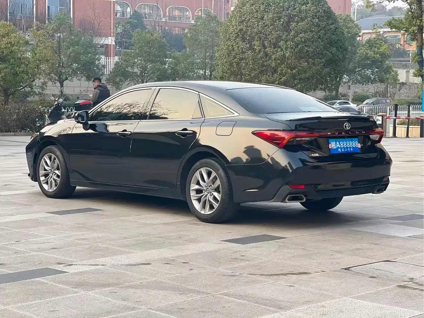 Toyota Avalon 2019 2.5L Progressive Edition China V фото 6