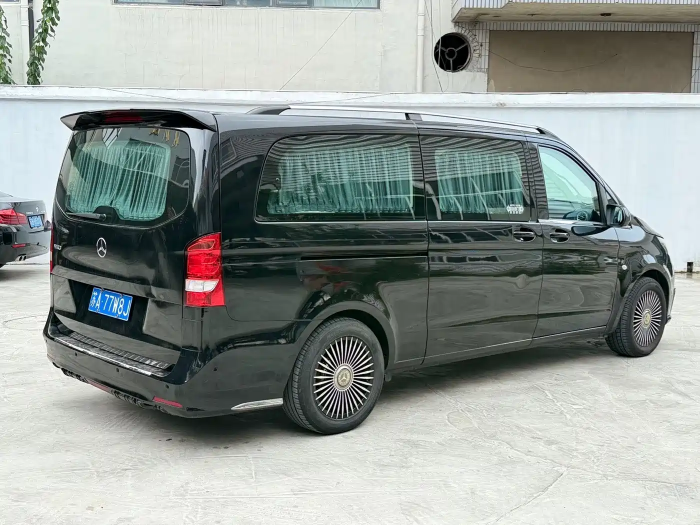 Mercedes-Benz Vito 2018 2.0T Business Edition China VI фото 5