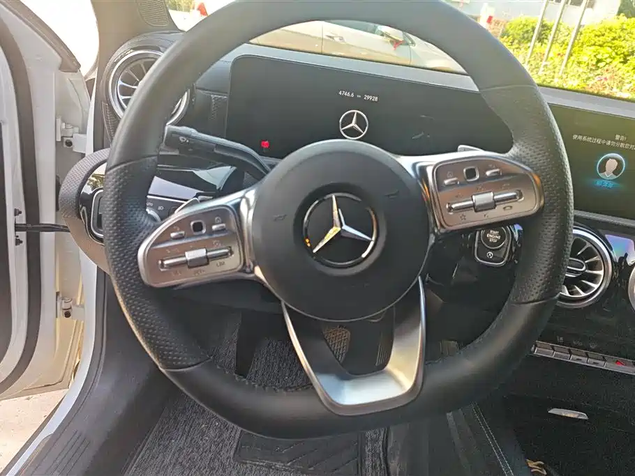 Mercedes-Benz A-Class 2022 A 200 L Sport Sedan Style фото 15