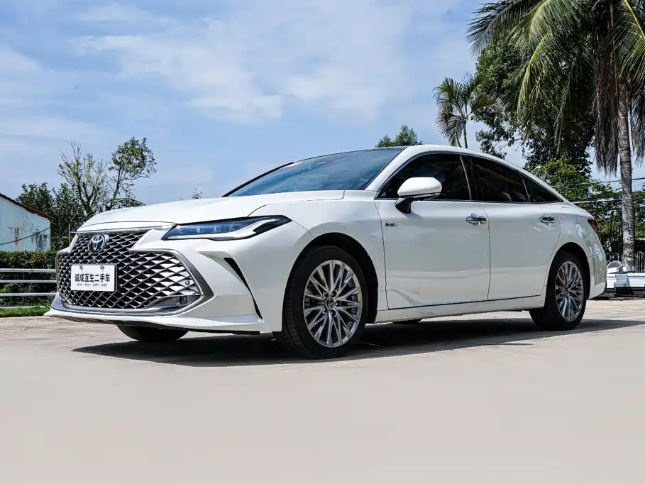 Toyota Avalon 2025 2024 Model Hybrid 2.5L XLE Prestige Edition