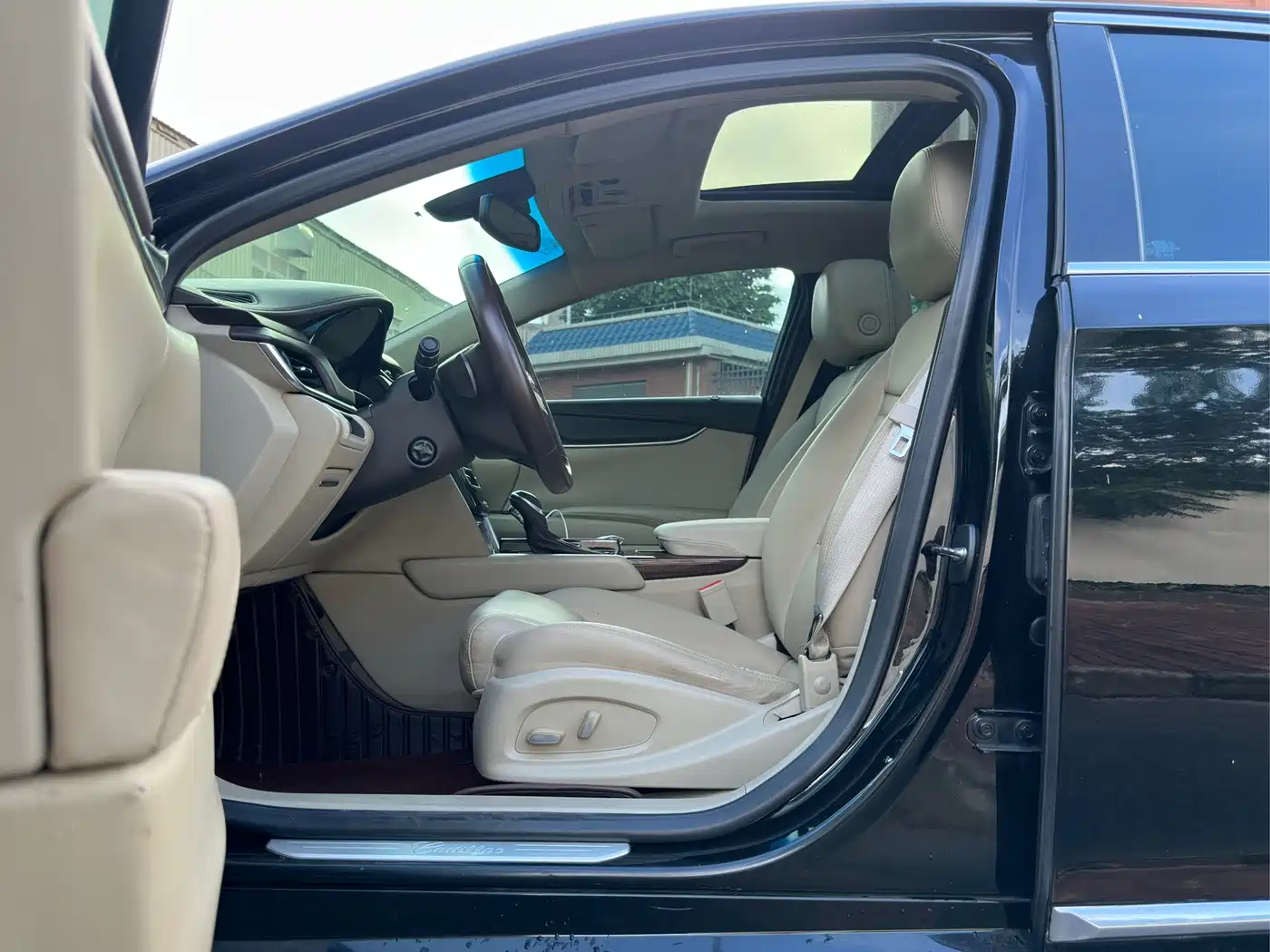 Cadillac XTS 2013 2013 Model 28T Comfort