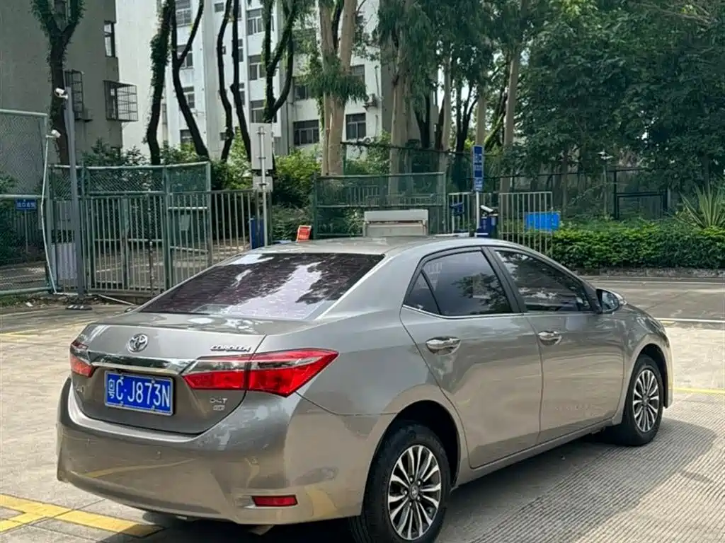 Toyota Corolla 2017 Facelift 1.2T S-CVT GL фото 7