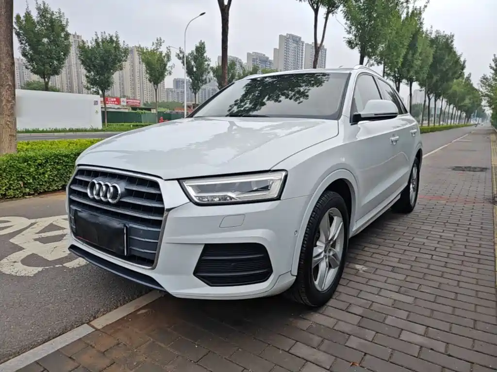 Фото 2 - Audi Q3