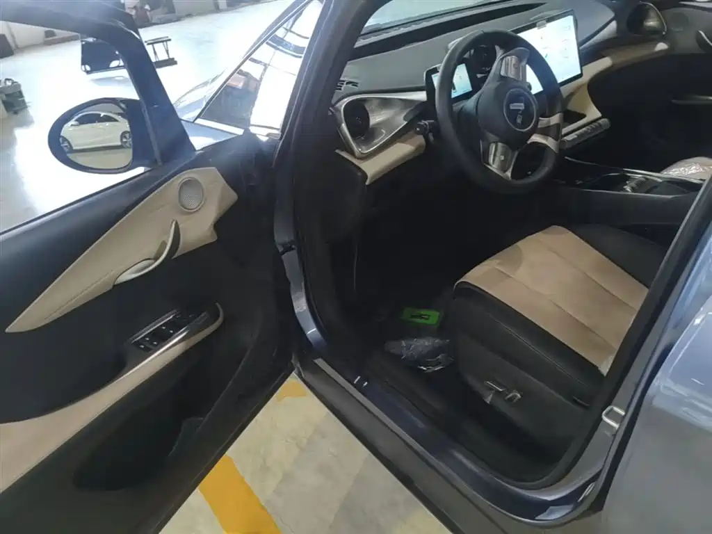 BYD Dolphin 2025 420km Freedom Edition фото 12