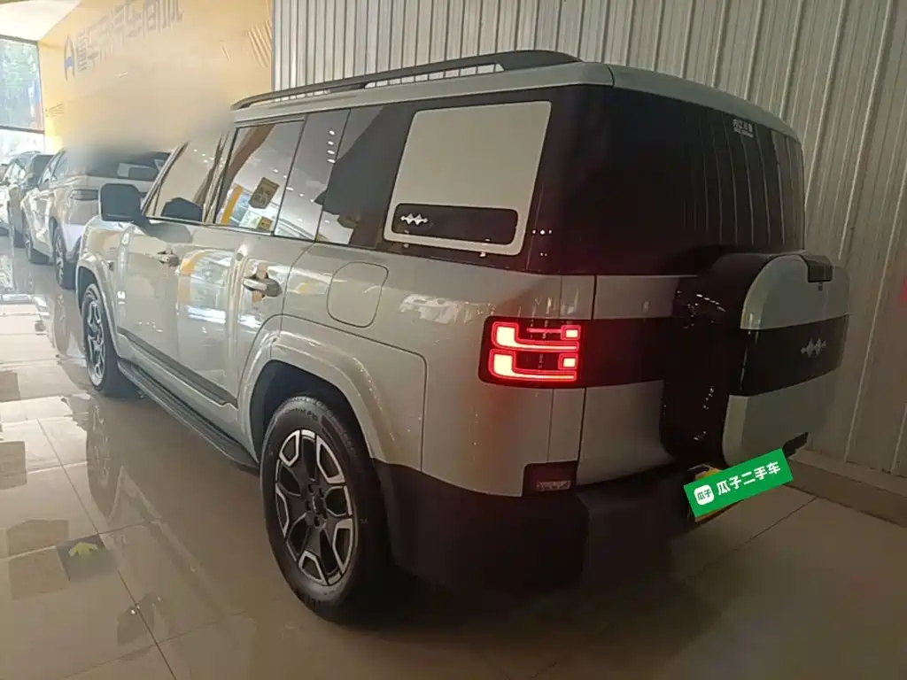 Fang Cheng Bao Titanium 7 2025 2025 200KM Front-Wheel Drive Max Edition