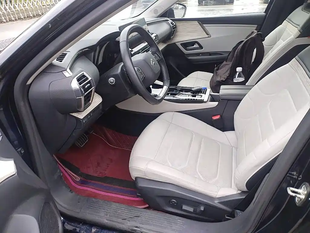 Citroën Versailles C5 X 2024 2024 1.6T Travel Elite Edition