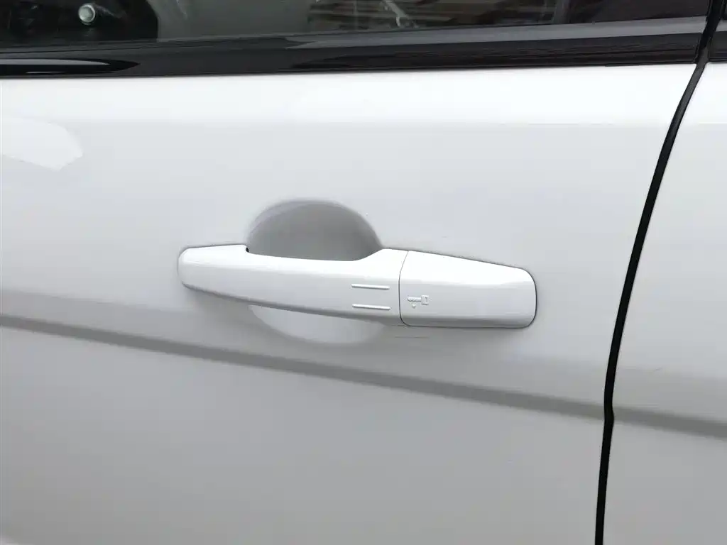 Land Rover Range Rover Evoque (Import) 2013 2.0T 5-door Dynamic Edition фото 18