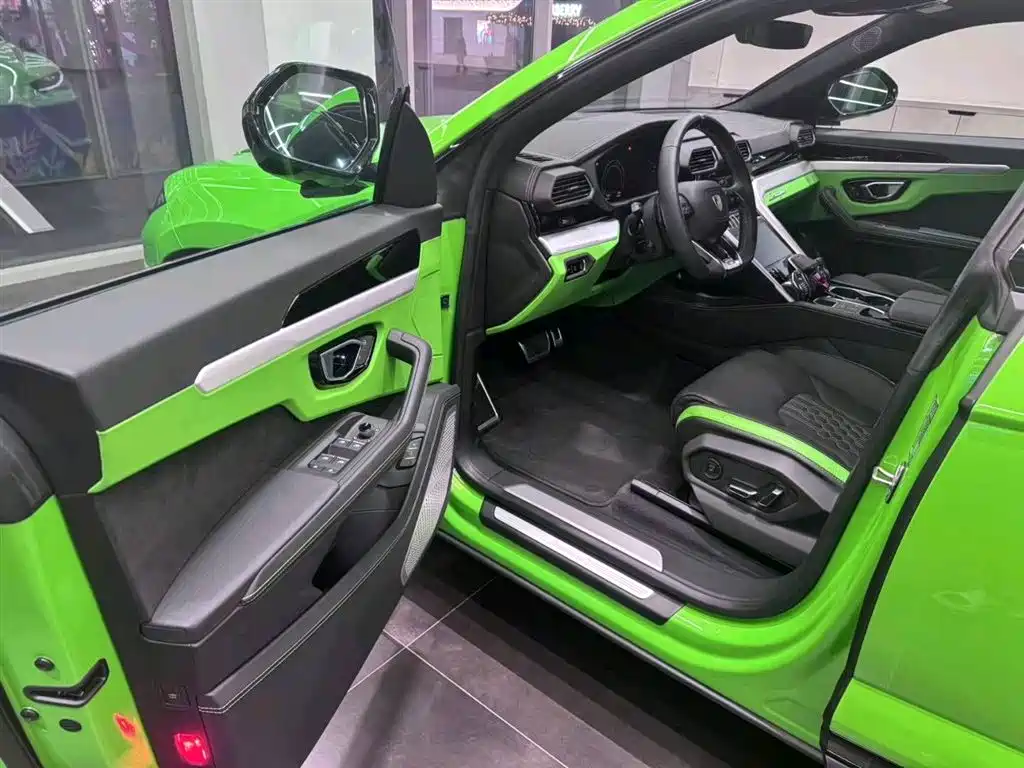 Lamborghini Urus 2024 2023 4.0T V8 S