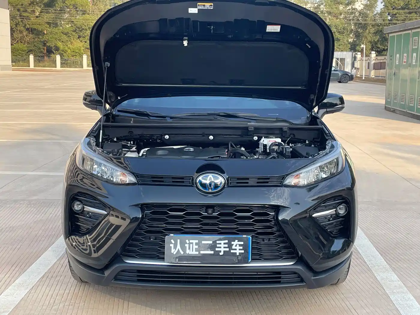 Toyota Wildlander 2022 Hybrid 2.5L E-CVT FWD Luxury Edition фото 4