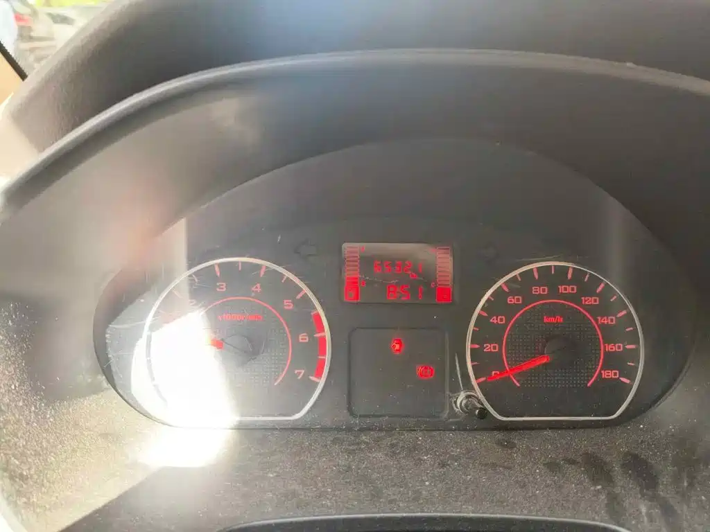 Wuling Motors Wuling Hongguang V 2023 2022 1.5L Dynamic Edition Hydraulic Power Steering LAR