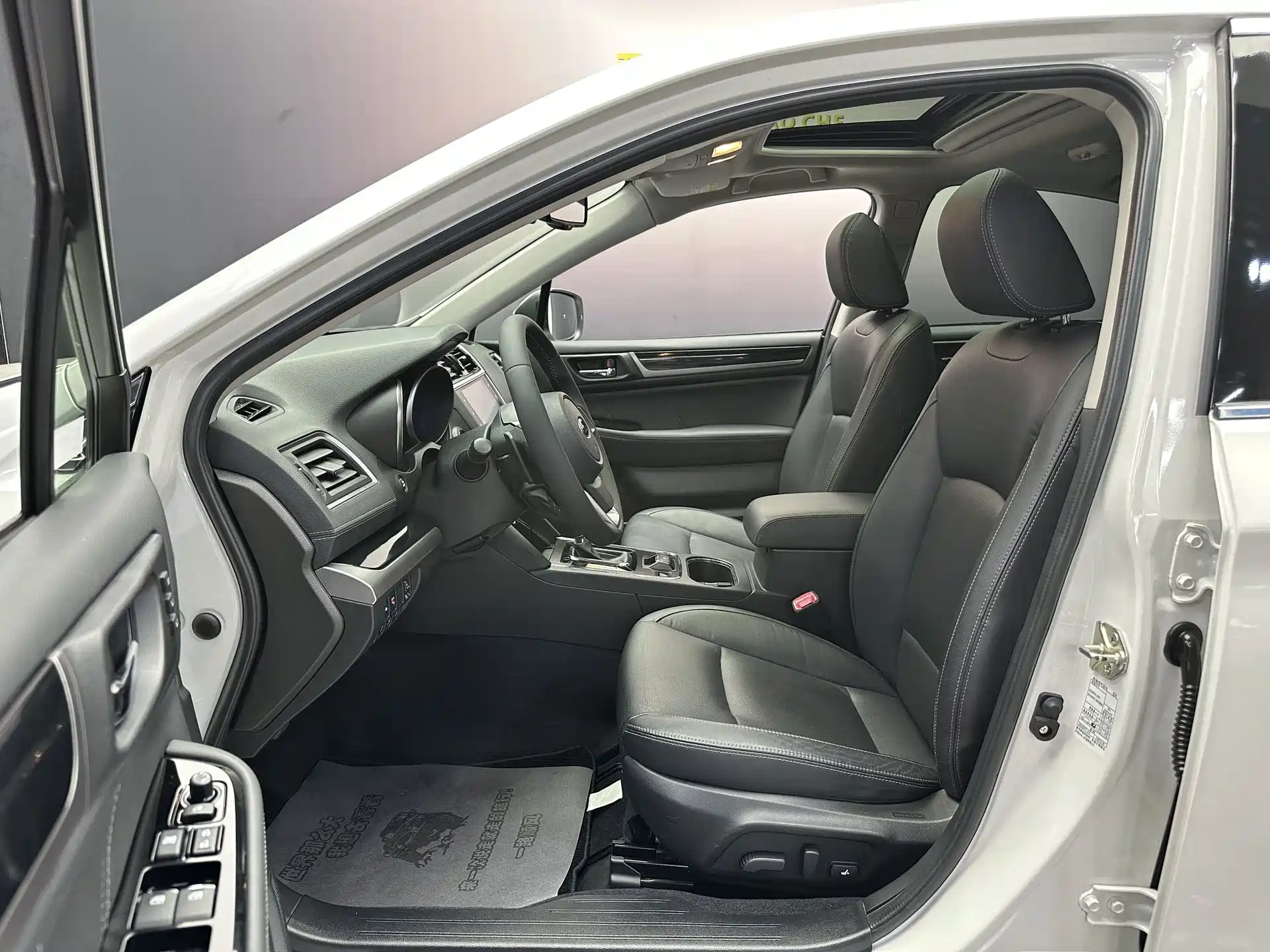 Фото 9 - Subaru Legacy