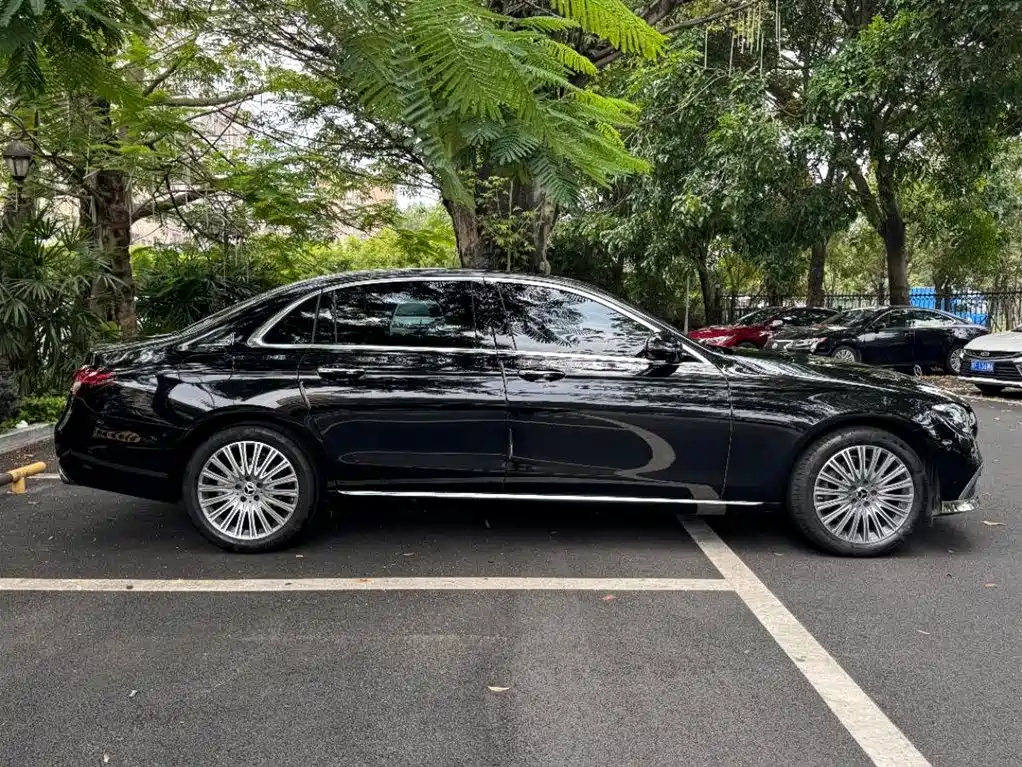 Mercedes-Benz E-Class 2022 Second Facelift E 300 L Fashion фото 9