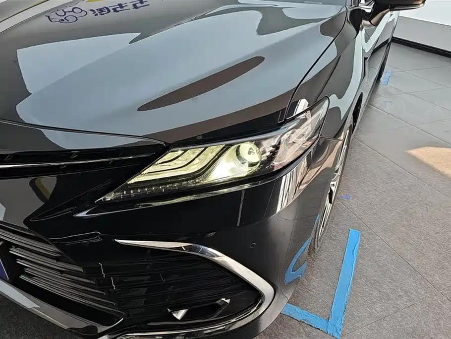 Toyota Camry 2021 2.5G Luxury Edition фото 5