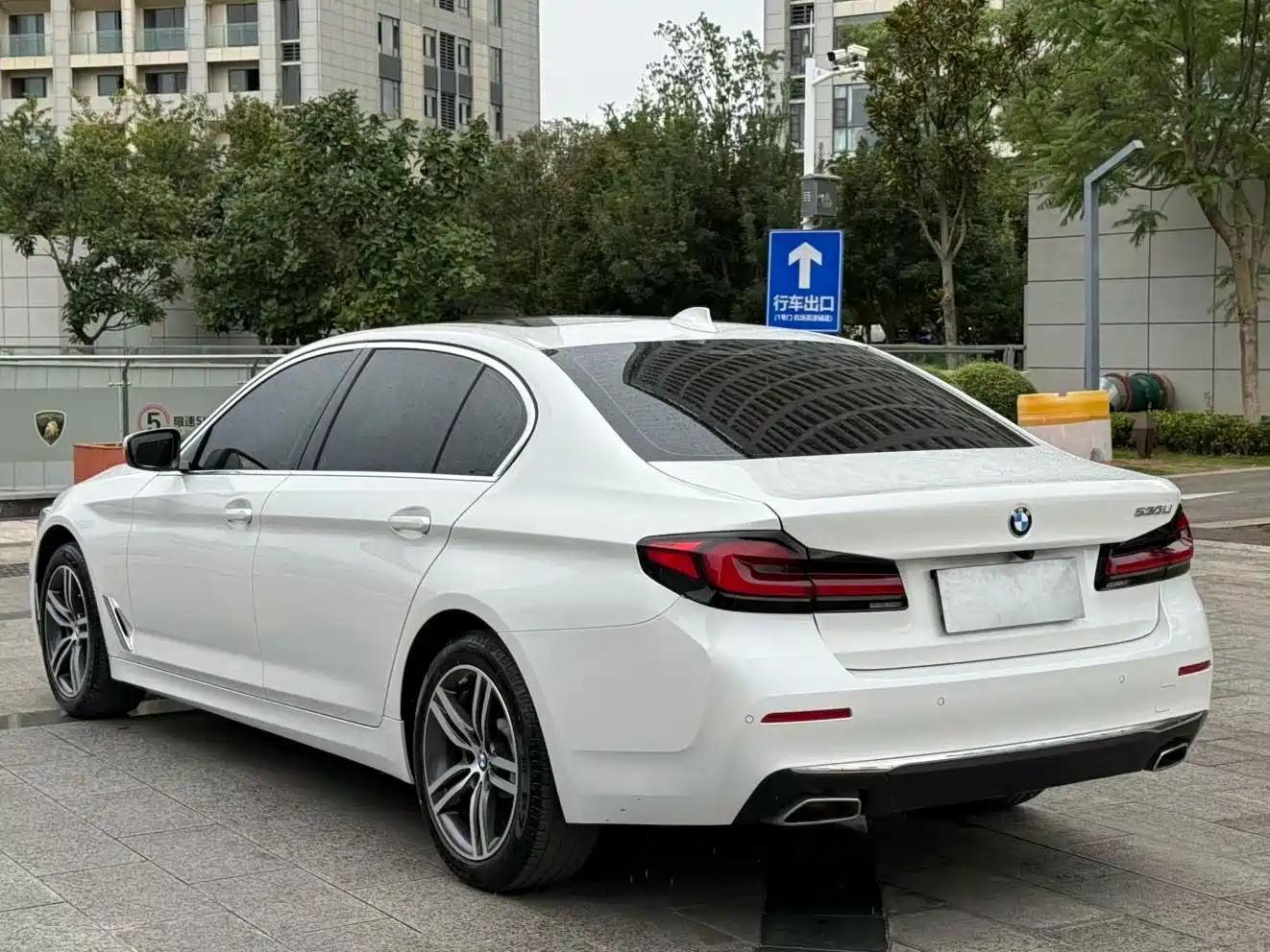 Фото 7 - BMW 5 Series