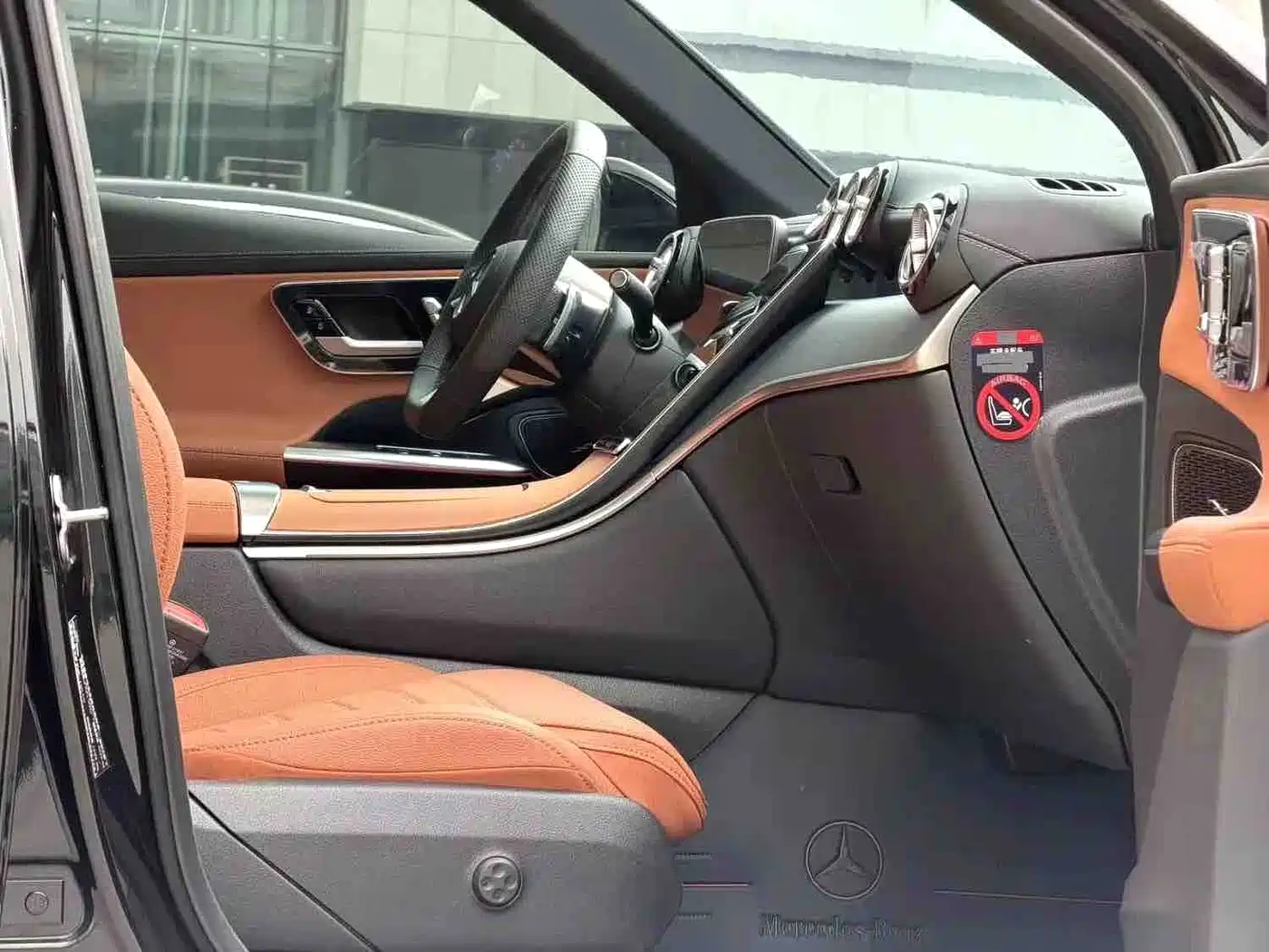 Mercedes-Benz GLC 2025 2025 Model Year GLC 260 L 4MATIC Luxury