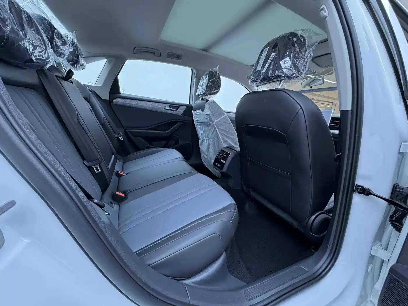 Volkswagen Sagitar 2026 Model 30 Million Special Selection 300TSI DSG Surpass Edition фото 7