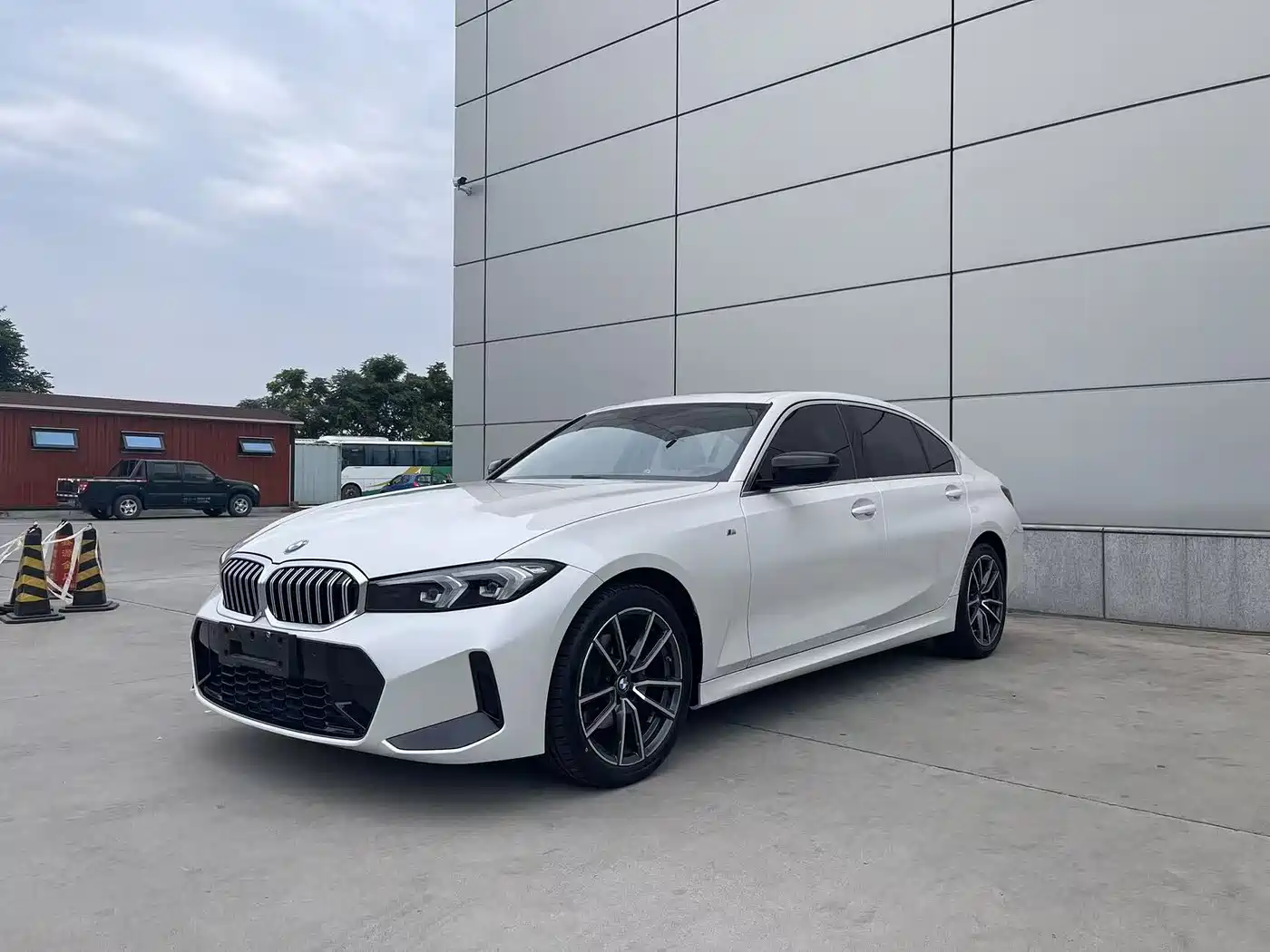 BMW 3 Series 2023 320Li M Sport Package