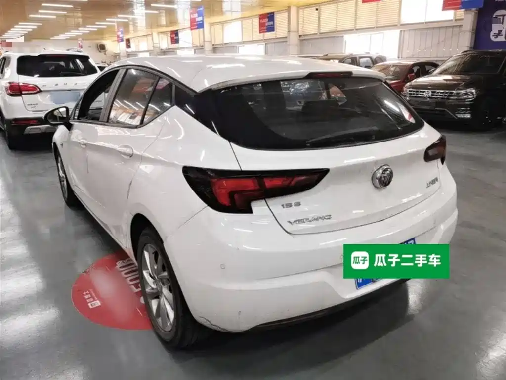 Buick Verano 2016 Hatchback 15S Automatic Leading фото 5