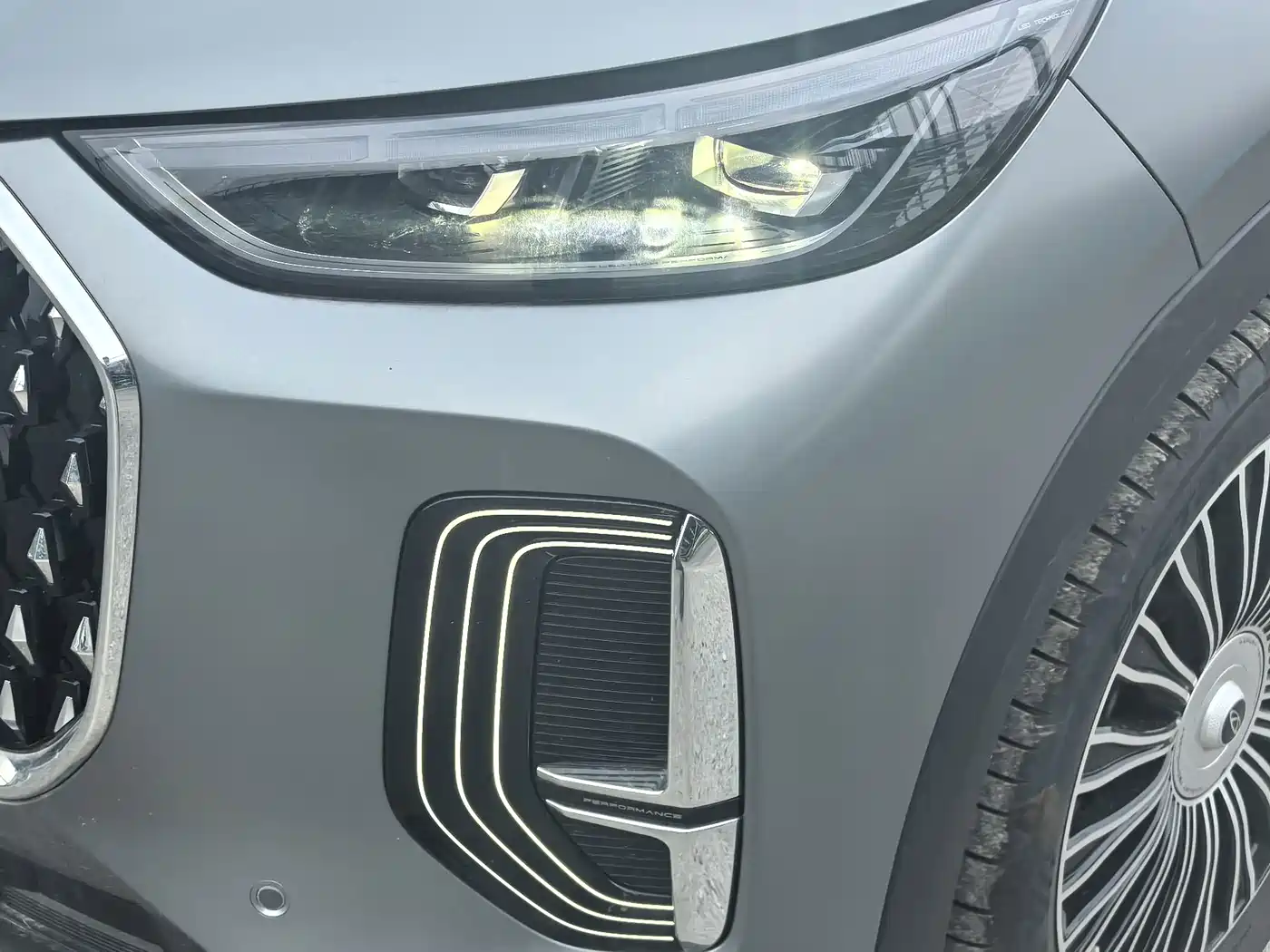 Chery Tiggo 8L 2025 2024 Model 2.0T 2WD Luxury 5-Seater