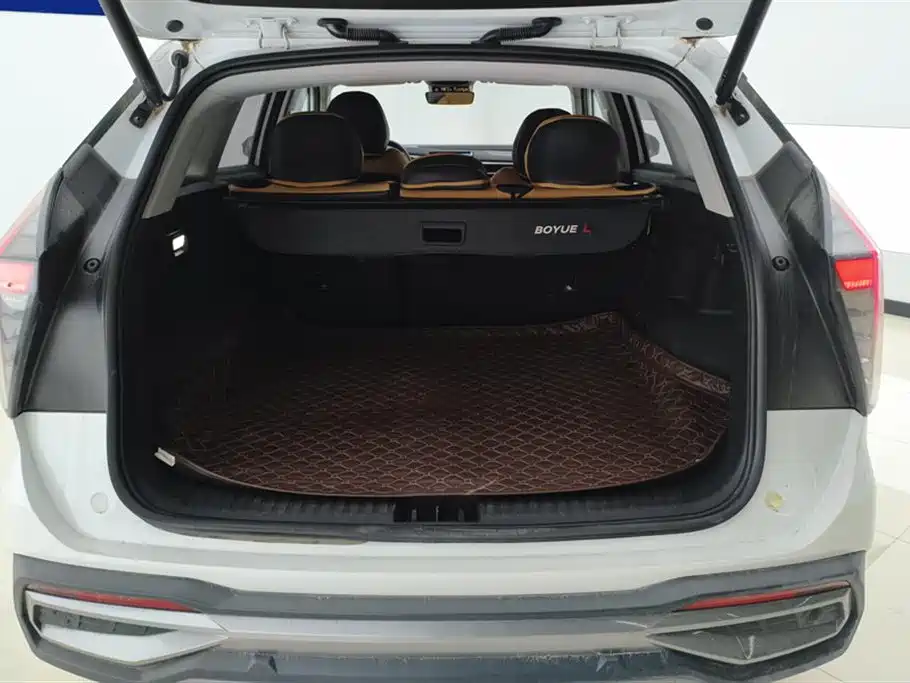 GEELY AUTOMOBILE BOYUE L